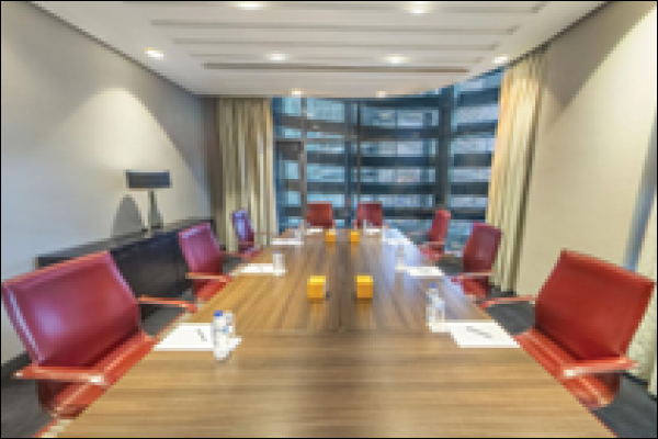 Pearl Rotana Capital Centre